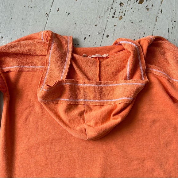 Soft Surroundings Oasis Hooded Terrycloth V-Neck Pullover Top - Picture 6 of 14